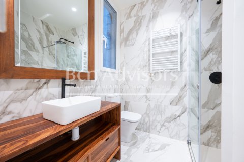 2 bedrooms apartment for sale in Barcelona, Catalonia, Spain № 2889 - photo 30
