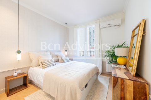 2 bedrooms apartment for sale in Barcelona, Catalonia, Spain № 2889 - photo 22