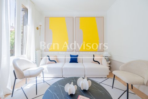 2 bedrooms apartment for sale in Barcelona, Catalonia, Spain № 2889 - photo 6