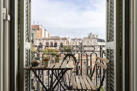 2 bedrooms apartment for sale in Barcelona, Catalonia, Spain № 2888 - photo 6