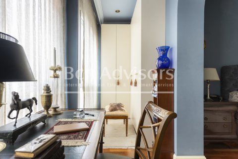 2 bedrooms apartment for sale in Barcelona, Catalonia, Spain № 2888 - photo 18