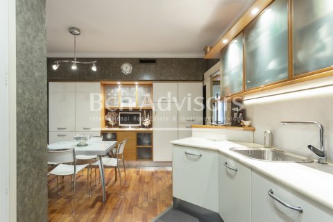 2 bedrooms apartment for sale in Barcelona, Catalonia, Spain № 2888 - photo 14