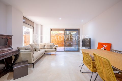 2 bedrooms apartment for sale in Barcelona, Catalonia, Spain № 2887 - photo 8