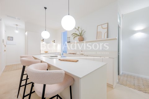 Купить квартиру в Барселона, Испания с 2 спальни, 74м², № 2890 - фото 13