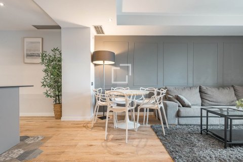 3 bedrooms apartment for sale in Barcelona, Catalonia, Spain № 6811 - photo 8