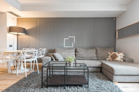 3 bedrooms apartment for sale in Barcelona, Catalonia, Spain № 6811