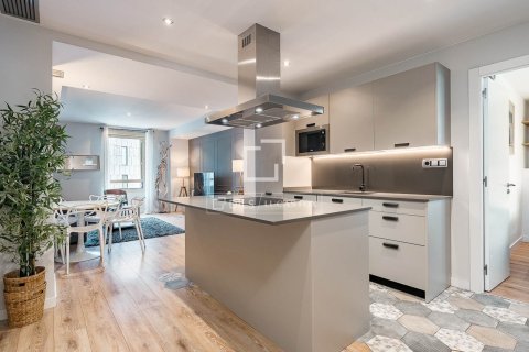 3 bedrooms apartment for sale in Barcelona, Catalonia, Spain № 6811 - photo 4