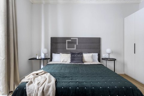 1 bedroom apartment for sale in Barcelona, Catalonia, Spain № 6815 - photo 13