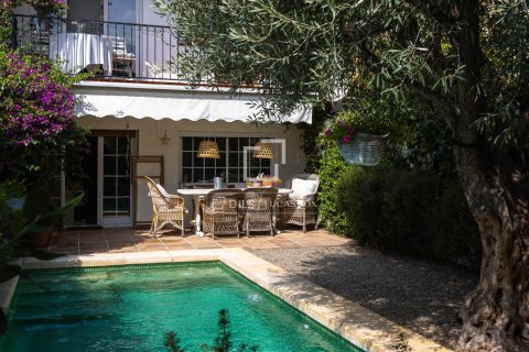 3 bedrooms villa for sale in Vilassar de Dalt, Barcelona, Catalonia, Spain № 6812