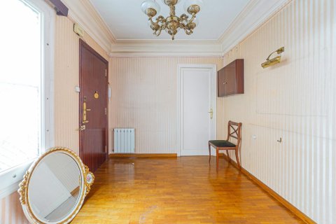 4 bedrooms apartment for sale in Barcelona, Catalonia, Spain № 6230 - photo 28