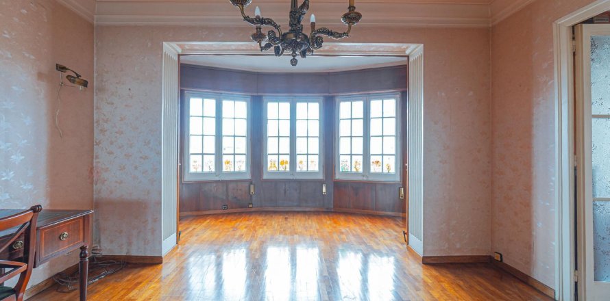 4 bedrooms apartment for sale in Barcelona, Catalonia, Spain № 6230