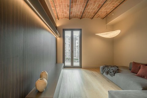 3 bedrooms apartment for sale in Barcelona, Catalonia, Spain № 6229 - photo 2
