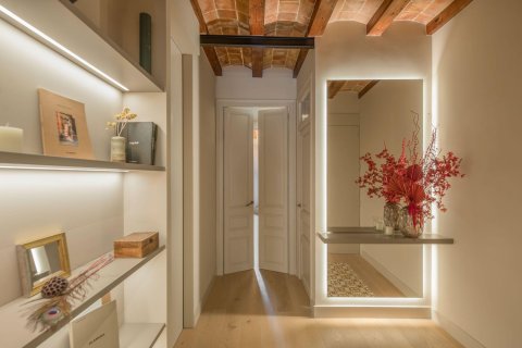3 bedrooms apartment for sale in Barcelona, Catalonia, Spain № 6229 - photo 19