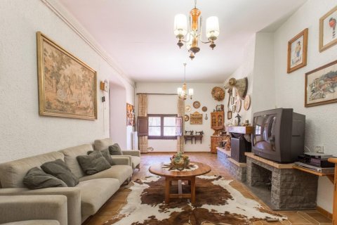 6 bedrooms house for sale in Dosrius, Barcelona, Catalonia, Spain № 1479 - photo 14