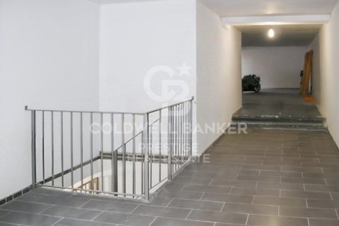 Propiedad comercial de 330 m² en venta en Barcelona, Cataluña, Spain № 5768 - foto 4