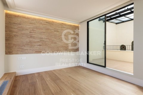 Ático de 3 dormitorios en venta en Barcelona, Cataluña, Spain № 5763 - foto 9