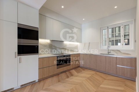 Ático de 3 dormitorios en venta en Barcelona, Cataluña, Spain № 5763 - foto 5