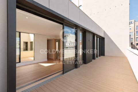 Ático de 3 dormitorios en venta en Barcelona, Cataluña, Spain № 5763 - foto 3