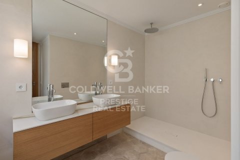 Ático de 3 dormitorios en venta en Barcelona, Cataluña, Spain № 5763 - foto 13