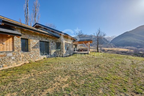3 bedrooms house for sale in Catalonia, Spain № 5767 - photo 4