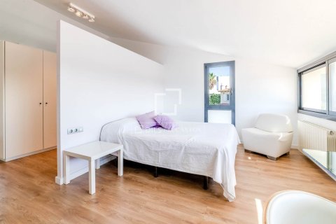 Villa de 4 dormitorios en venta en Sitges, Barcelona, Cataluña, Spain № 3882 - foto 24