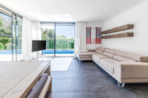 Villa de 4 dormitorios en venta en Sitges, Barcelona, Cataluña, Spain № 3882 - foto 5