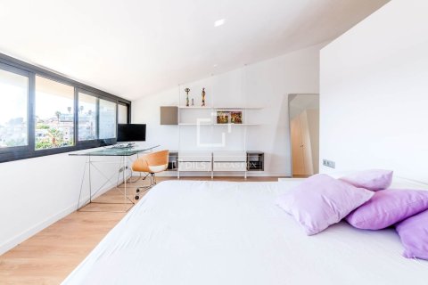 Villa de 4 dormitorios en venta en Sitges, Barcelona, Cataluña, Spain № 3882 - foto 6