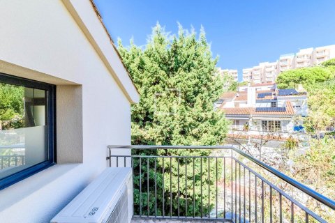 Villa de 4 dormitorios en venta en Sitges, Barcelona, Cataluña, Spain № 3882 - foto 17