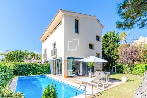 Villa de 4 dormitorios en venta en Sitges, Barcelona, Cataluña, Spain № 3882 - foto 2