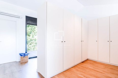 Villa de 4 dormitorios en venta en Sitges, Barcelona, Cataluña, Spain № 3882 - foto 26
