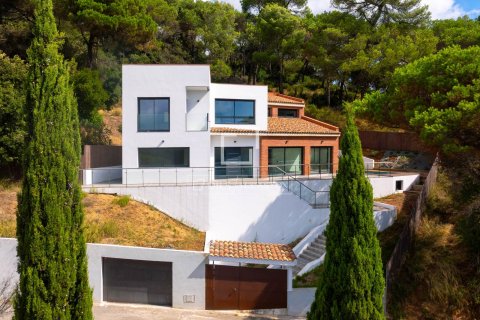 4 bedrooms villa for sale in Vallromanes, Barcelona, Catalonia, Spain № 3885