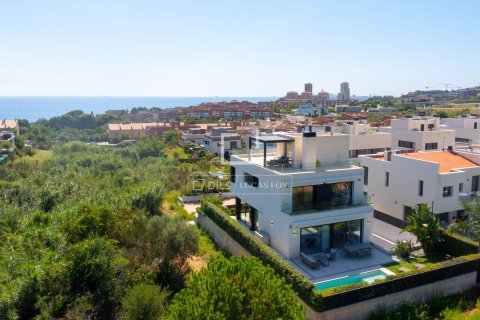 6 chambres villa à vendre à Montgat, Barcelona, Catalonia, Spain № 3884 - photo 6