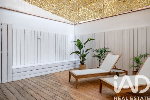Apartamento de 3 dormitorios en venta en Barcelona, Cataluña, Spain № 4763 - foto 11