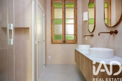 Apartamento de 3 dormitorios en venta en Barcelona, Cataluña, Spain № 4763 - foto 28