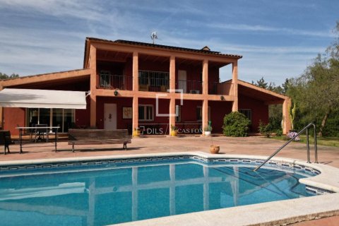 5 bedrooms finca for sale in Vilanova i la Geltru, Barcelona, Catalonia, Spain № 8777