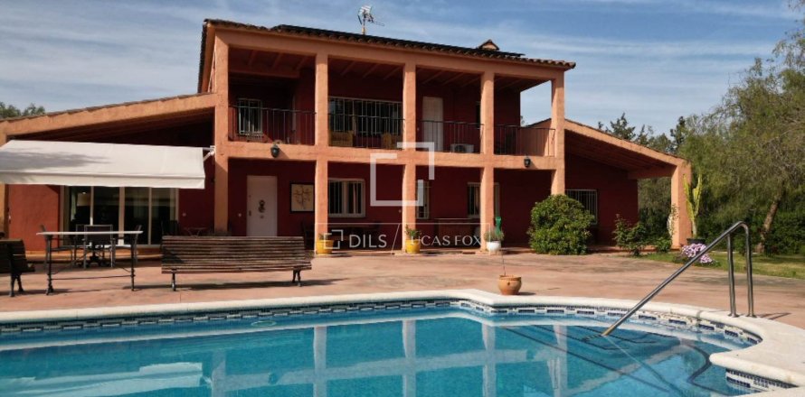 5 bedrooms finca for sale in Vilanova i la Geltru, Barcelona, Catalonia, Spain № 8777