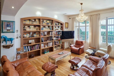 6 bedrooms villa for sale in Cabrera de Mar, Barcelona, Catalonia, Spain № 8770 - photo 11