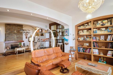 6 bedrooms villa for sale in Cabrera de Mar, Barcelona, Catalonia, Spain № 8770 - photo 9
