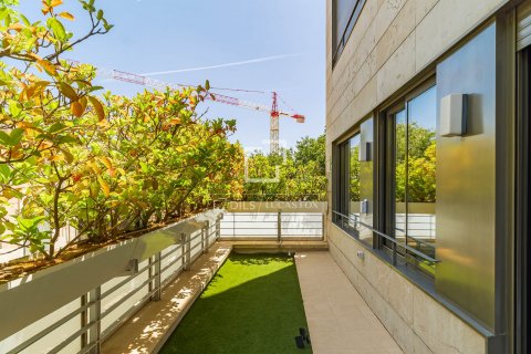4 bedrooms apartment for sale in Barcelona, Catalonia, Spain № 8771 - photo 21