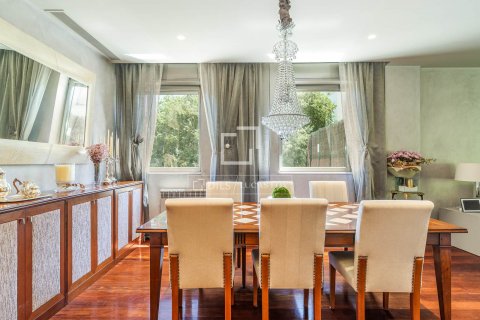 4 bedrooms apartment for sale in Barcelona, Catalonia, Spain № 8771 - photo 12