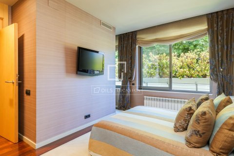 4 bedrooms apartment for sale in Barcelona, Catalonia, Spain № 8771 - photo 26