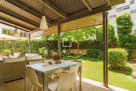 4 bedrooms apartment for sale in Barcelona, Catalonia, Spain № 8771 - photo 4