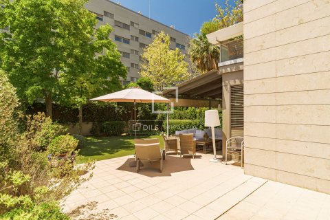 4 bedrooms apartment for sale in Barcelona, Catalonia, Spain № 8771 - photo 8