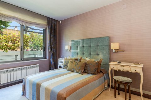 4 bedrooms apartment for sale in Barcelona, Catalonia, Spain № 8771 - photo 25