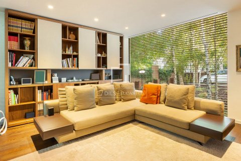 Купить виллу в Барселона, Испания с 6 спален, 728м², № 8755 - фото 12