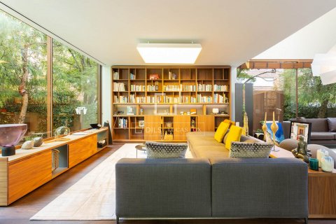 Купить виллу в Барселона, Испания с 6 спален, 728м², № 8755 - фото 10