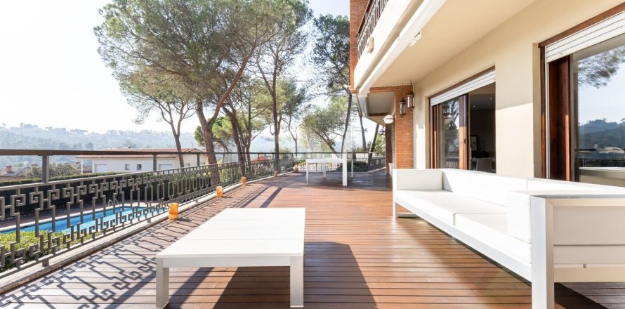 6 bedrooms house for sale in Sant Cugat Del Valles, Barcelona, Catalonia, Spain № 1435