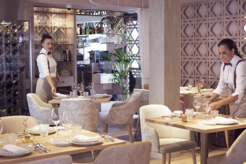 330 sq.m. cafe / restaurant for sale in Barcelona, Catalonia, Spain № 4573