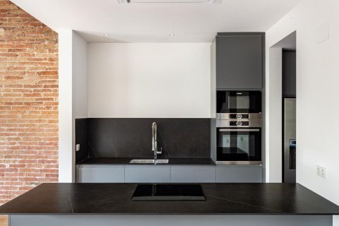 Купить квартиру в Барселона, Испания с 3 комнаты, 103.0м², № 3422 - фото 6