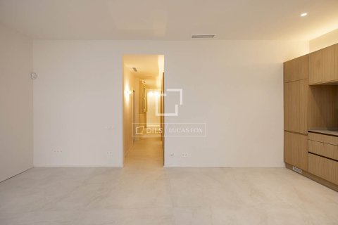 3 bedrooms apartment for sale in Barcelona, Catalonia, Spain № 6367 - photo 6